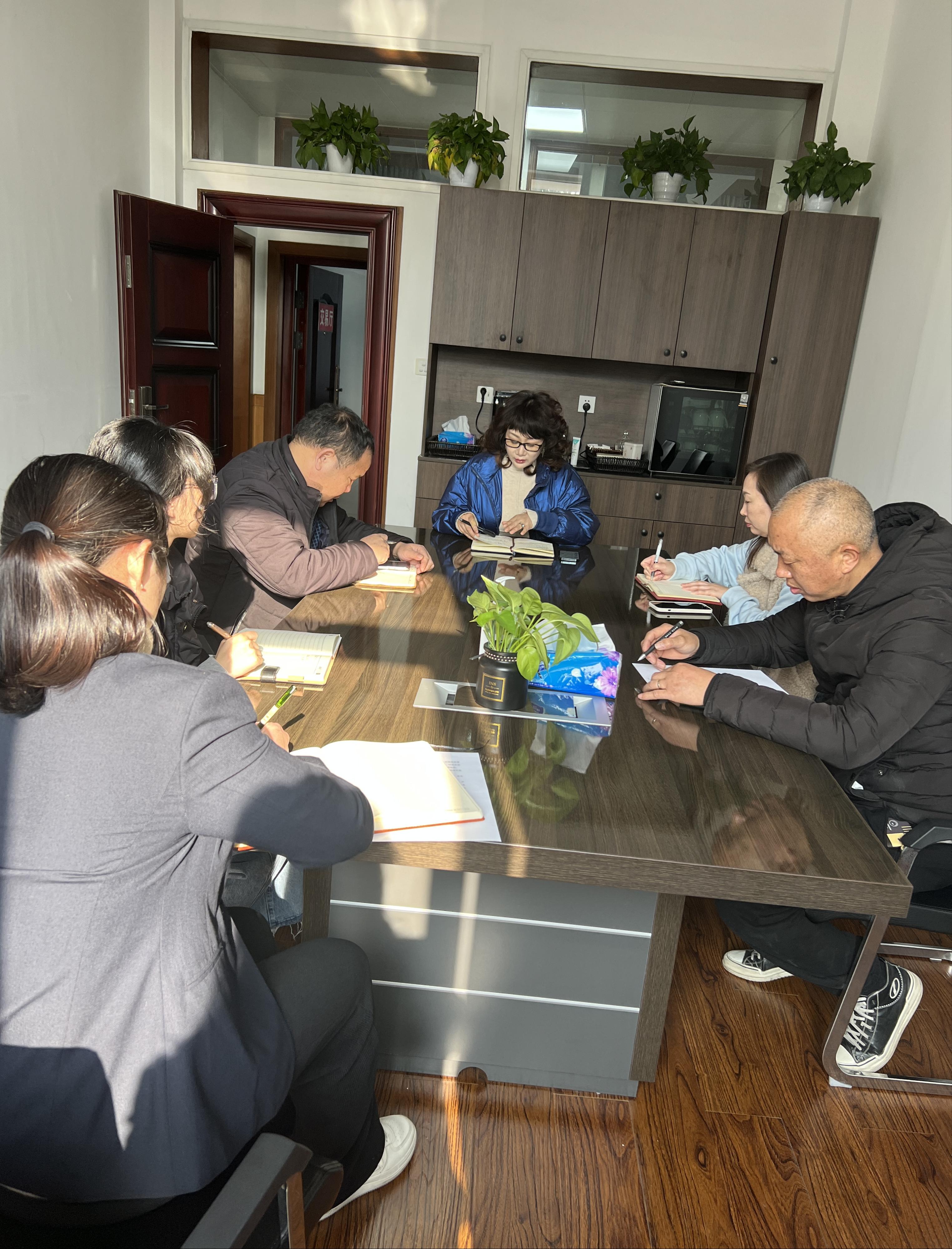 疫情防疫齊參戰，眾志成城筑防線
